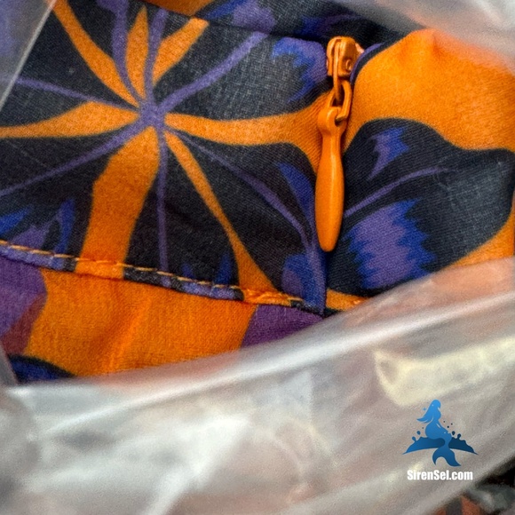 1110 NWT PrettyLittleThing Colorful Orange Print Beach Flares - Size 16 - Picture 8 of 12